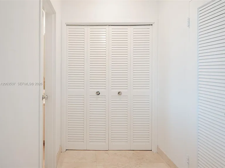 1000 West Ave #501 — Photo 14