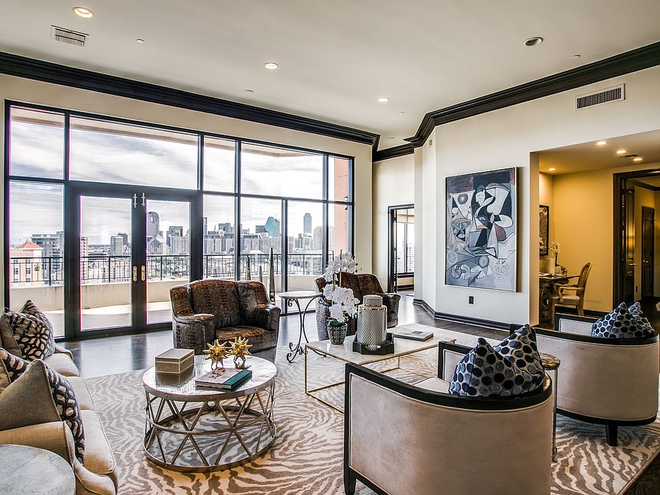 2828-hood-st-dallas-tx-1603-High-Res-2.jpg