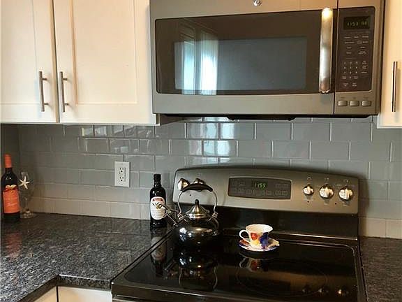 4th image of 2 Fera St APT 203