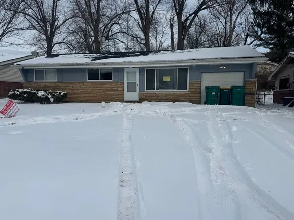 9744 Lanier Dr, Saint Louis, MO 63136