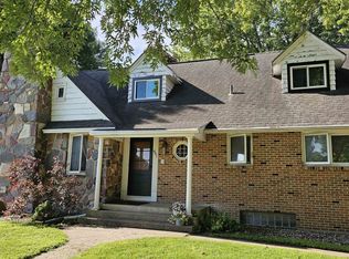 801 25th St, Spirit Lake, IA 51360