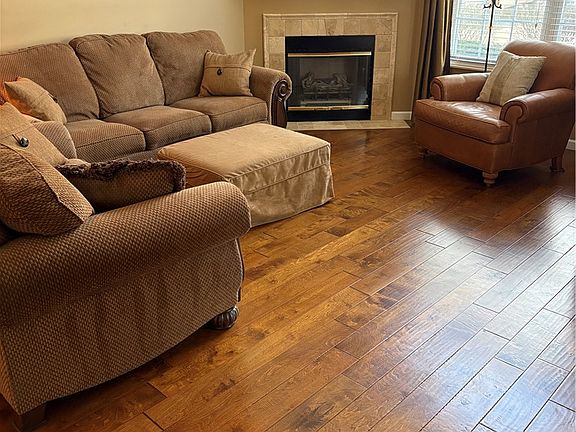 3rd image of 2151 Willow Run Cir
