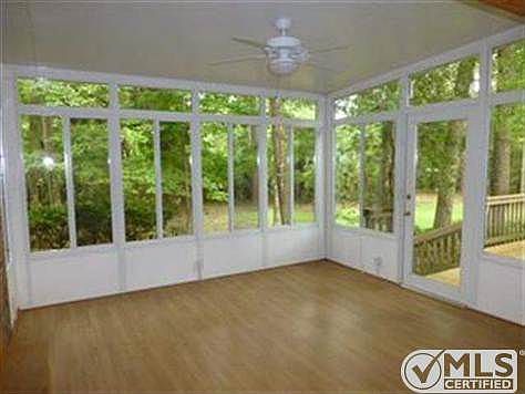 4th image of 4751 Lancashure Ln #3