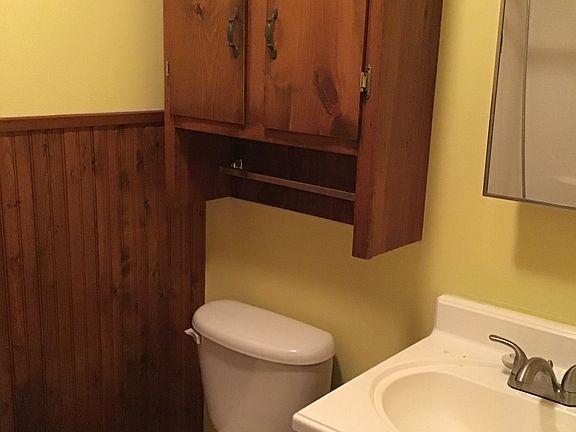 2nd image of 218 Grand Rapids St #218