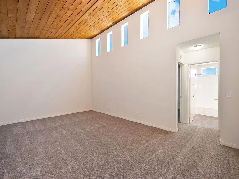 Elan Beachpointe Carlsbad — Photo 17