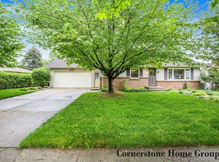 2714 Lincoln Ave NW, Grand Rapids, MI 49544