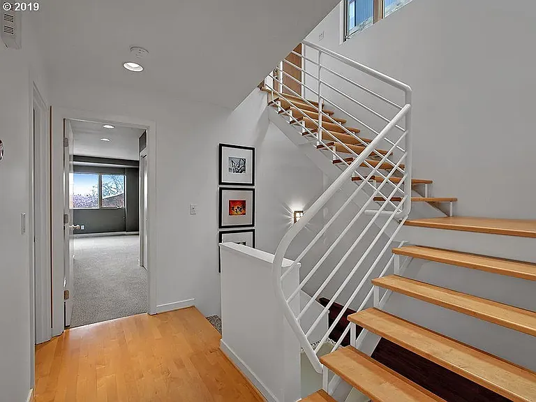 3915 SW View Point Ter — Photo 11