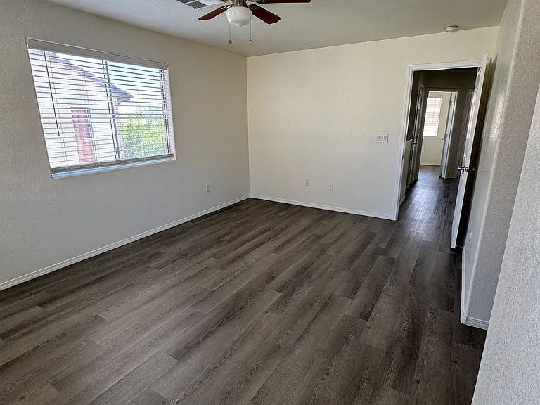 3825 Bayamon St — Photo 11