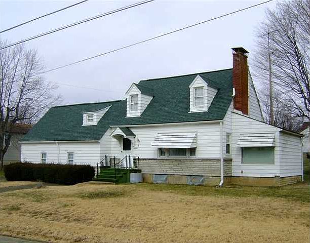 1st image of 2624 E Park St
