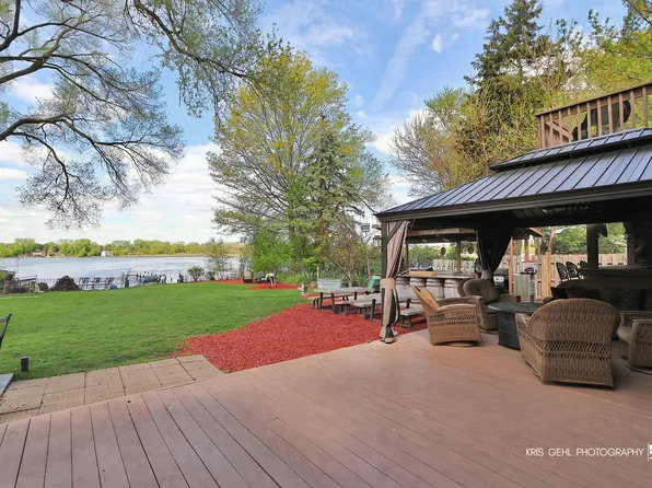 35098 N Edgewater Ln, Ingleside, IL 60041