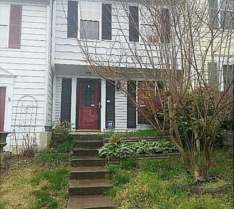 1st image of 2952 Aspen Woods Entry