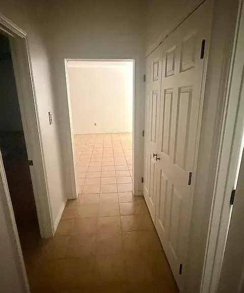570 Dublin Ave — Photo 9