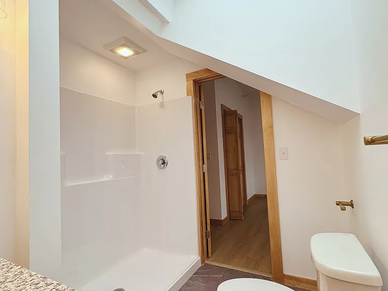 24 Grant St #8 — Photo 12
