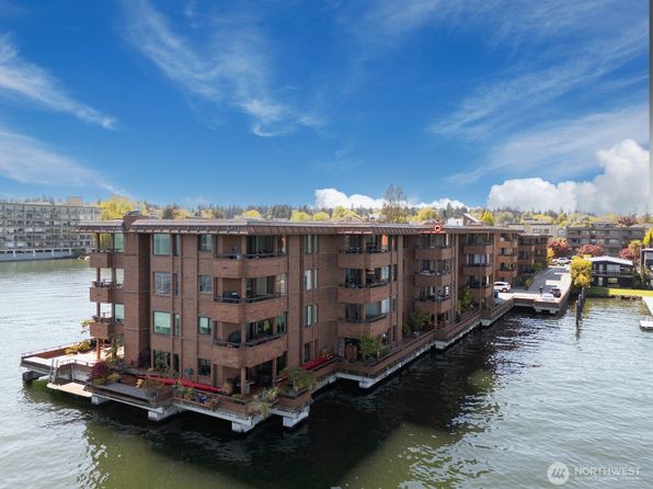 2330 43rd Avenue E #403B, Seattle, WA 98112