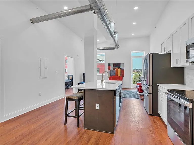 1406 Fairmount Ave #17 — Photo 4