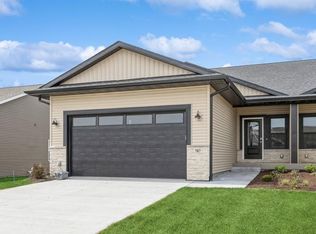 787 Brook Ridge Ave, North Liberty, IA 52317