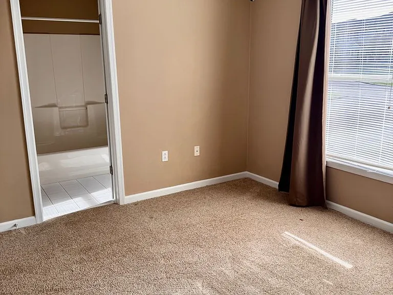 500 Cambridge Ct #H3 — Photo 21