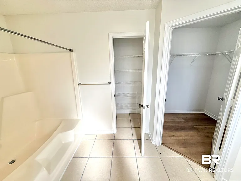 2482 W Ashford Park Dr — Photo 6