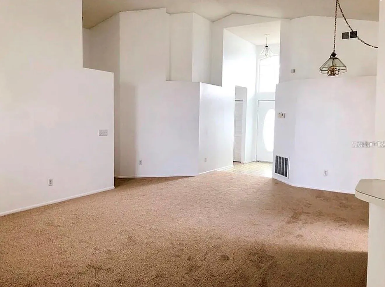 3 bed, 1687 sqft, $2,250 — Photo 4
