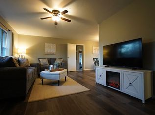 1200 Oakhurst Dr, West Lafayette, IN 47906