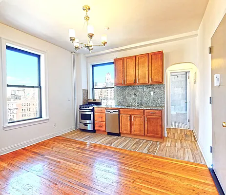 Rented by Bond New York | media 17