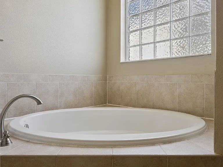 4576 Barbados Loop — Photo 23