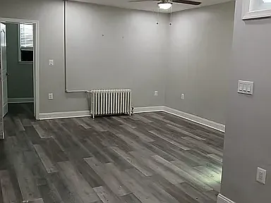 1614 R St SE — Photo 2