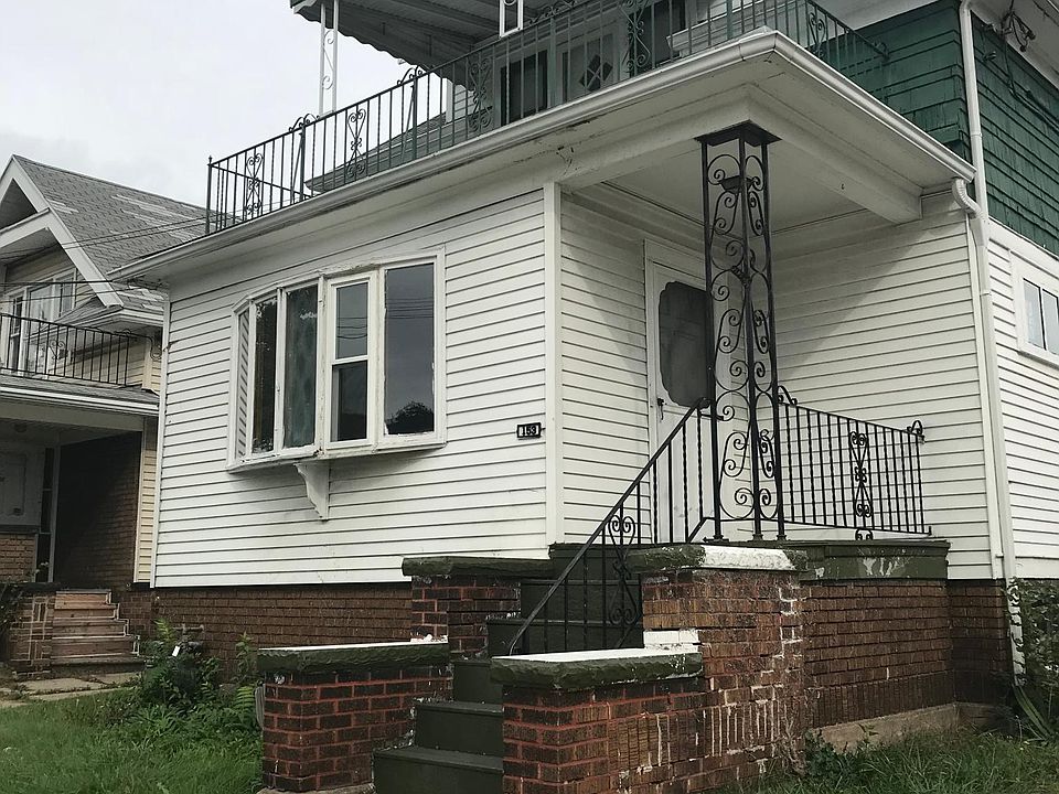 1st image of 153 Fisher St #1