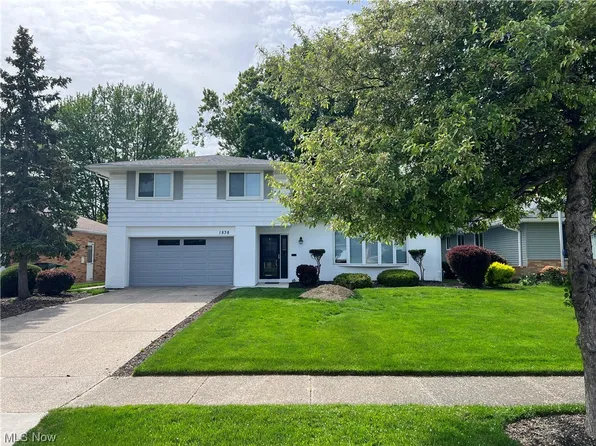 1838 Beham Dr, Mayfield, OH 44124
