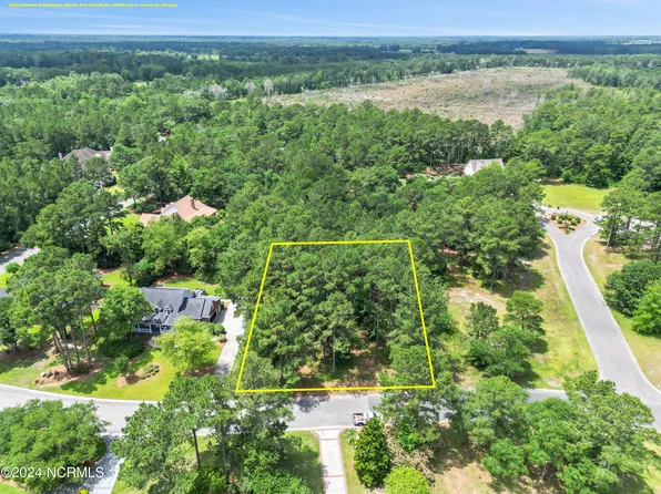 109 Pine Ridge Drive, Wallace, NC 28466