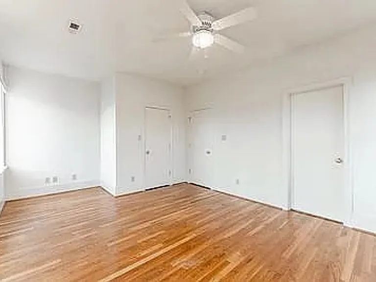 1422 W Cary St — Photo 7