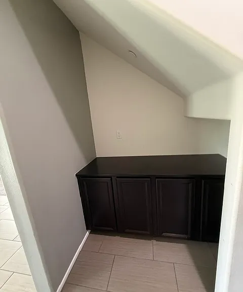 15645 Calabria Ct — Photo 38