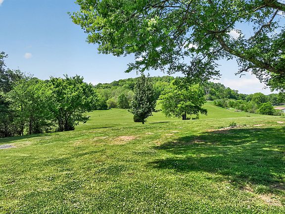 45th image of 1650 Ricketts Mill Rd