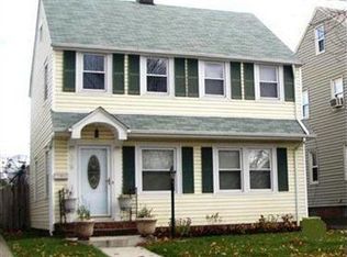 3039 Ripley Rd, Cleveland, OH 44120