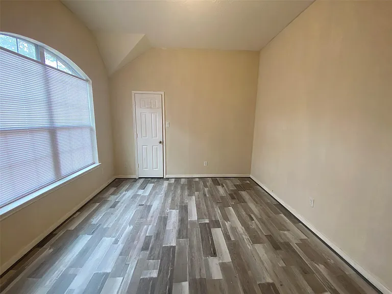 21239 Rush Hollow Ct — Photo 27