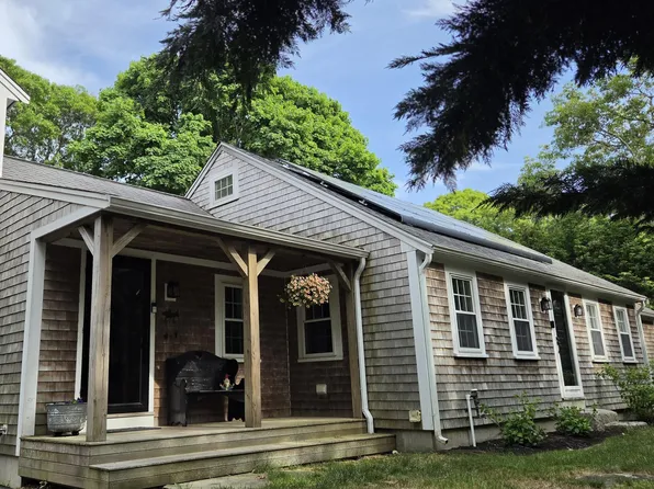 510 N Dennis Road, Yarmouth Port, MA 02675