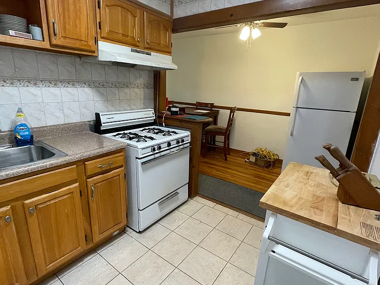 16 Kelly Pkwy #1 — Photo 4
