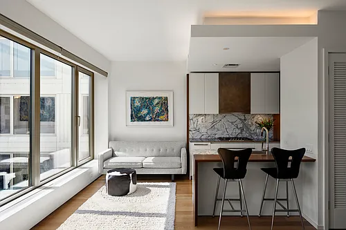 75 Kenmare St #5H Photo 1