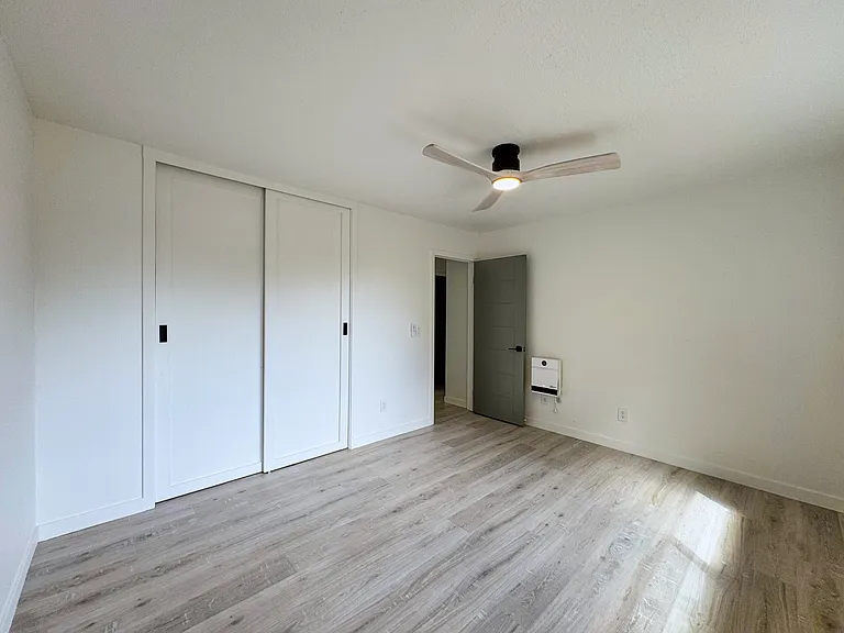 10582 Suzanne Ct — Photo 16