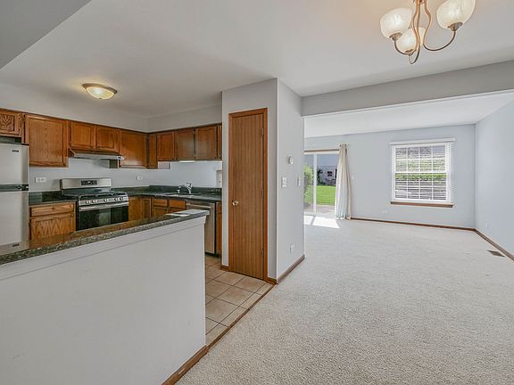 4th image of 804 N Tamarac Blvd