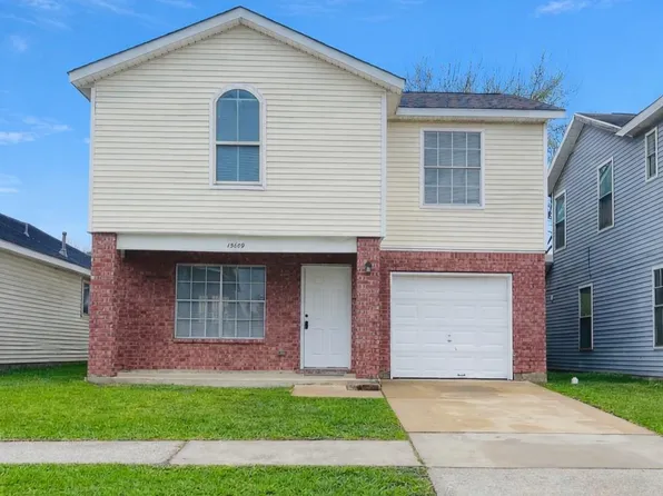 15609 Martineau St, Houston, TX 77032