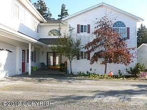 Comfortable living at the end of the St