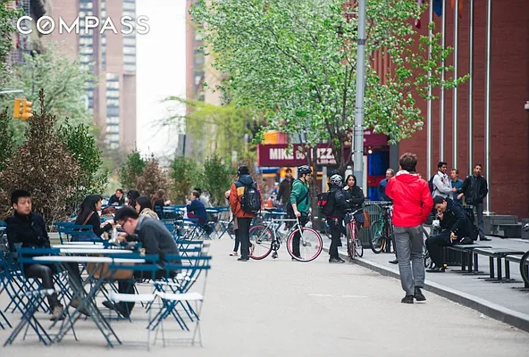 Rented by Compass | media 45