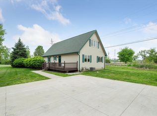 1601 Sandy Creek Rd, Monroe, MI 48162