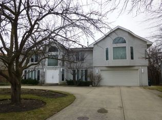 2082 Old Briar Rd, Highland Park, IL 60035