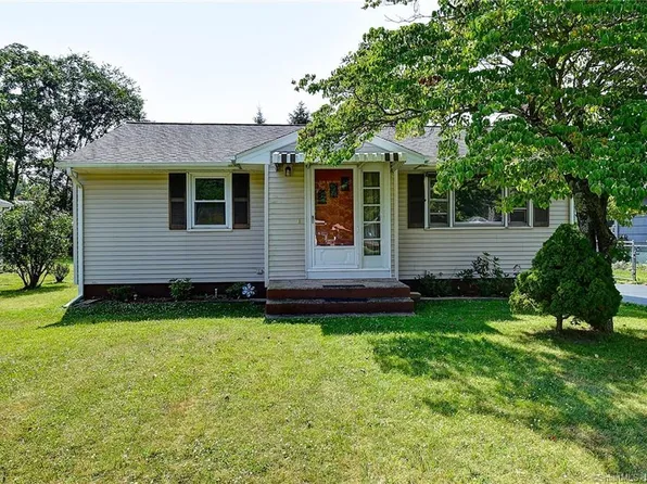 102 Smithfield Avenue, Meriden, CT 06451