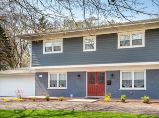 104 Columbia Ave, Hinsdale, IL 60521