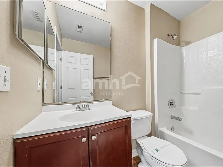 7861 Harbor Bend Cir — Photo 13
