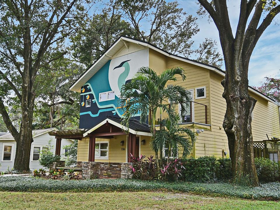 1st image of 1316 Francis Ave