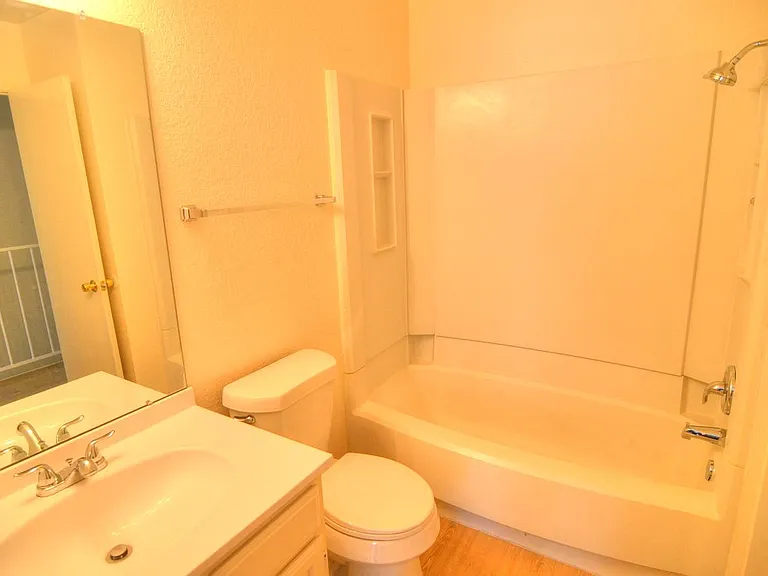 2194 Aspen Dr — Photo 7